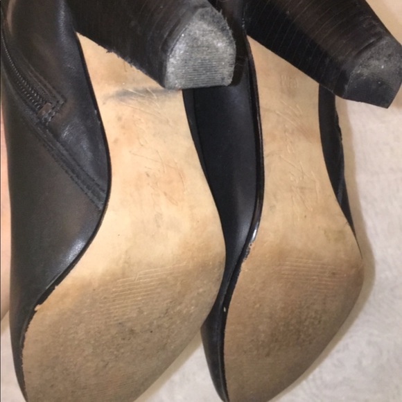 Marc Fisher black leather boots - Picture 7 of 8